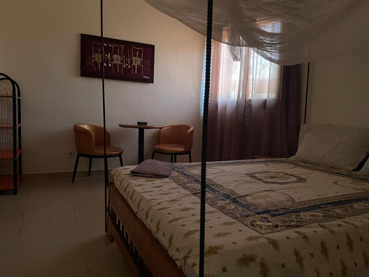 Bed and Breakfast Chez Tâta Éléonore Maison d hôtes à Ziguinchor Extérieur photo